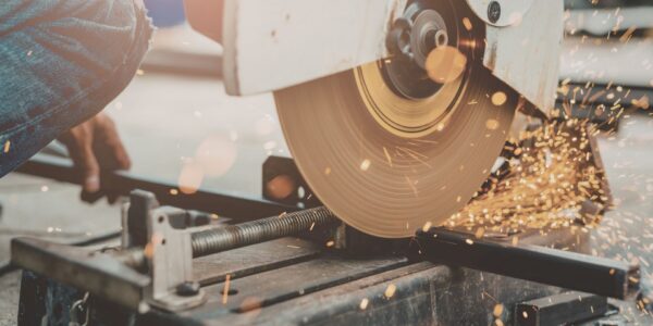 כלים לניסור וקידוח בטון